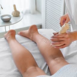 Full Leg Scrub Salon Men